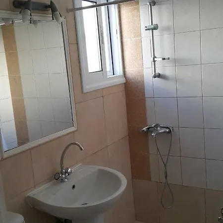 Venus Beach Village Apartment