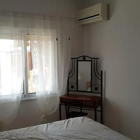 Venus Beach Village *